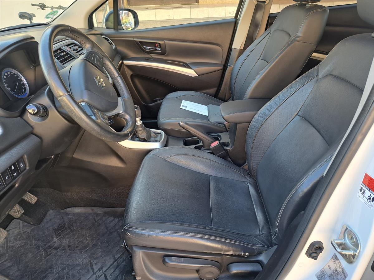 Suzuki SX4 S-Cross Hatchback 1,6 l 88 kw