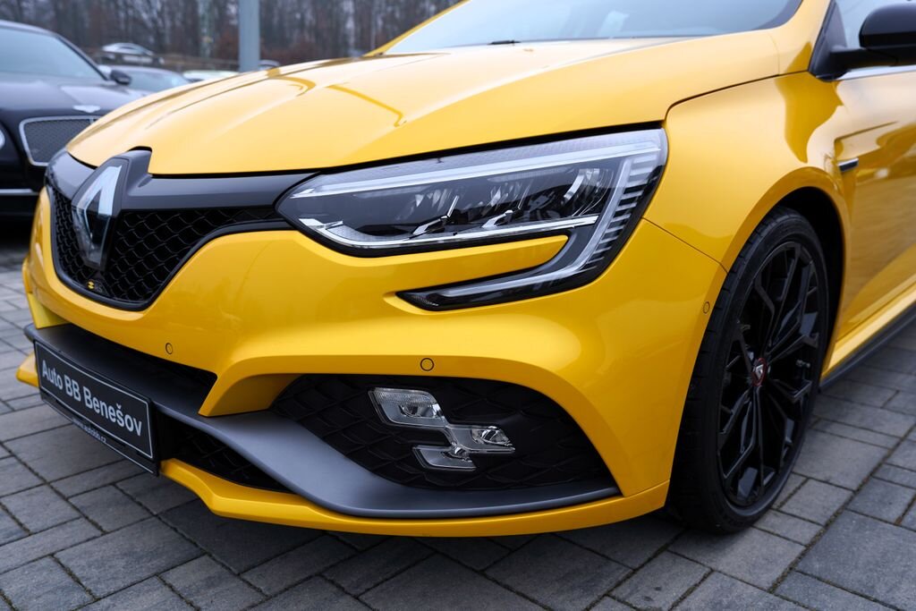 Renault Mégane Hatchback 1,8 l 221 kw