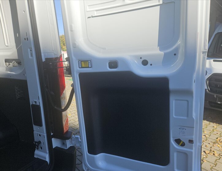 Ford Transit 14