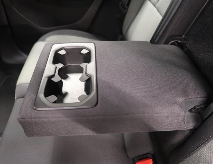 Volvo XC40 Kombi 2,0 l 145 kw