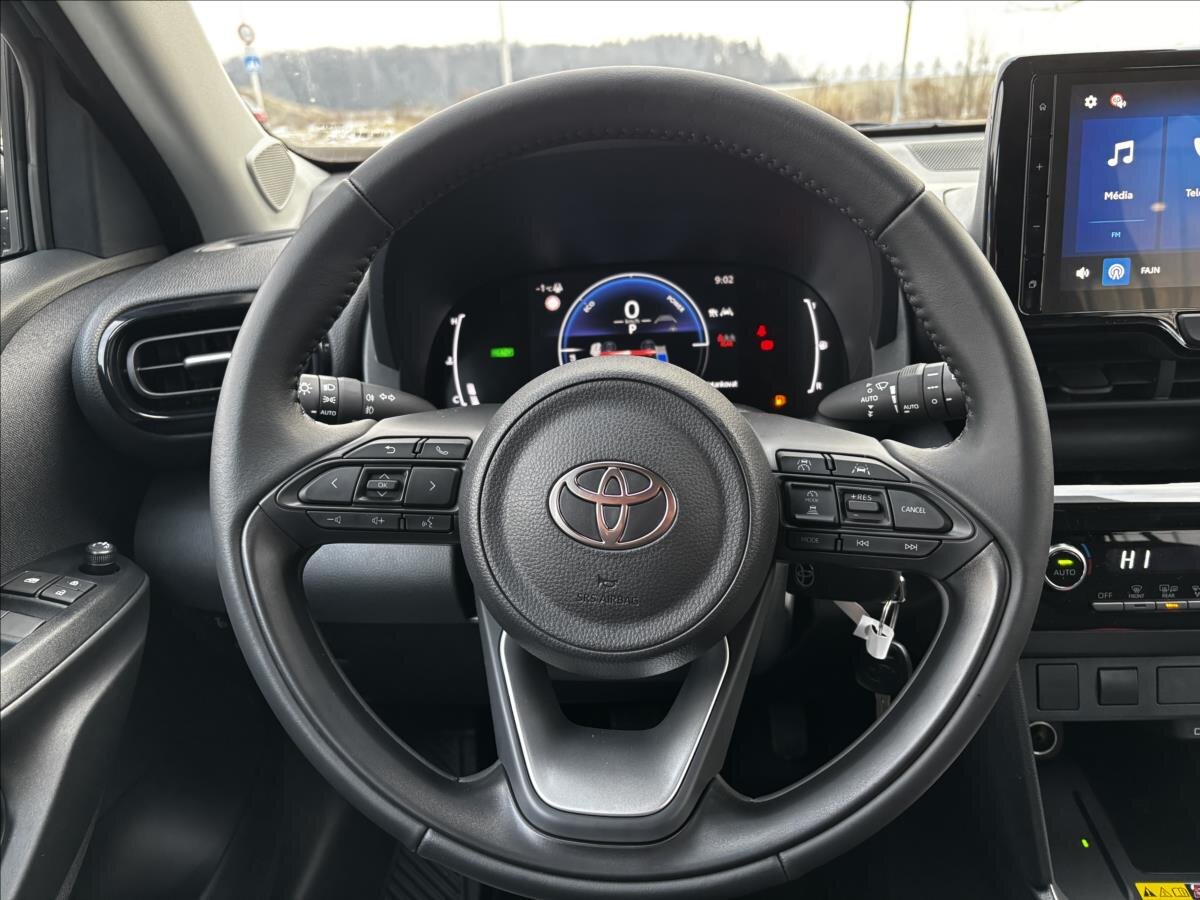 Toyota Yaris Cross SUV 1,5 l 68 kw