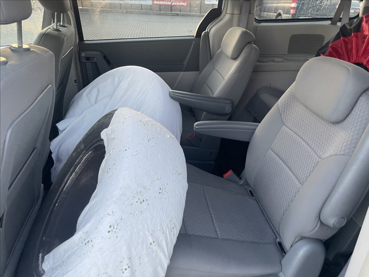 Chrysler Town & Country MPV 3,8 l 142 kw