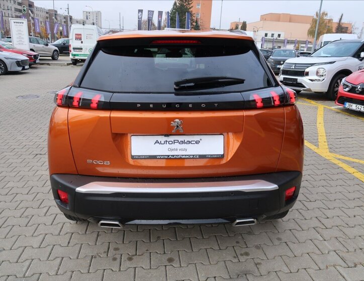 Peugeot 2008 Hatchback 1,2 l 96 kw