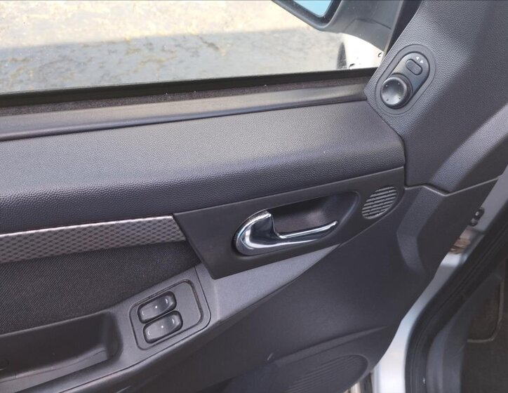 Opel Meriva MPV 1,4 l 66 kw