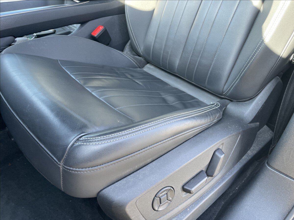 Audi e-tron Kombi 0,0 300 kw