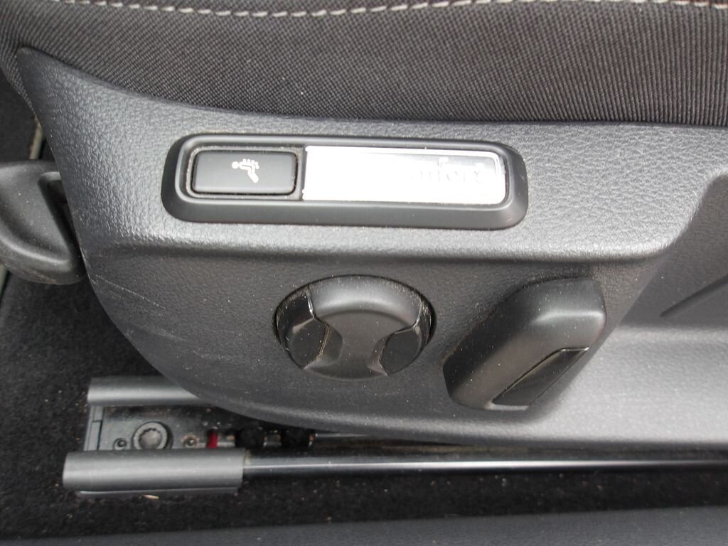 Volkswagen Passat Kombi 1,6 l 88 kw