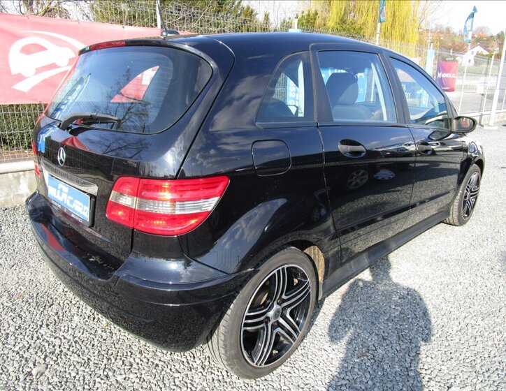 Mercedes-Benz Třídy B Kombi 2,0 l 80 kw
