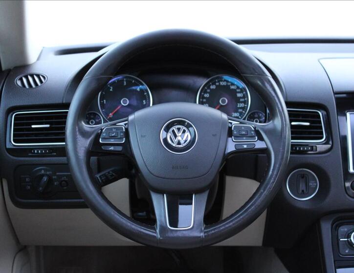 Volkswagen Touareg 18
