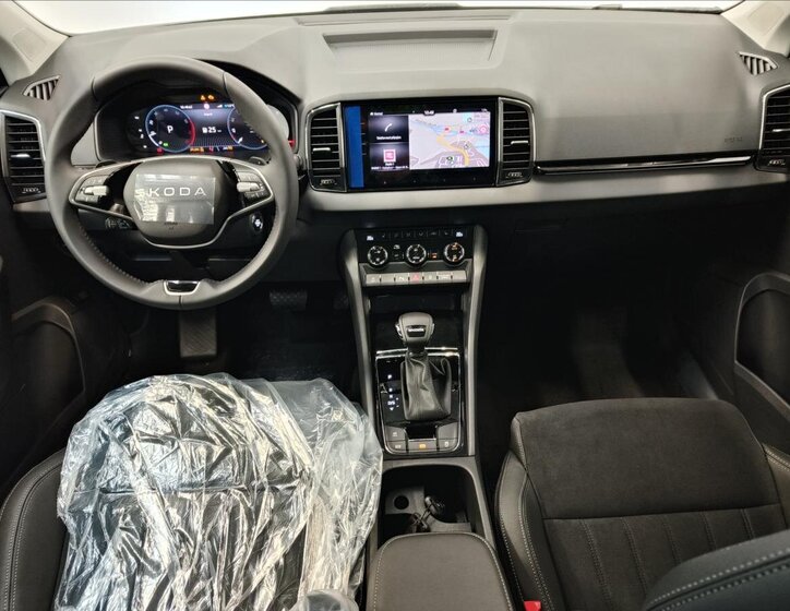 Škoda Karoq SUV / Terénní 1,5 l 110 kw