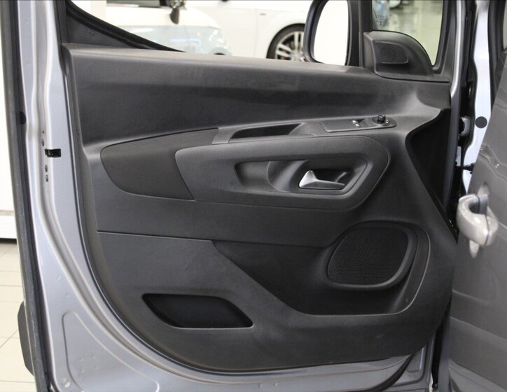 Opel Combo MPV 1,2 l 81 kw