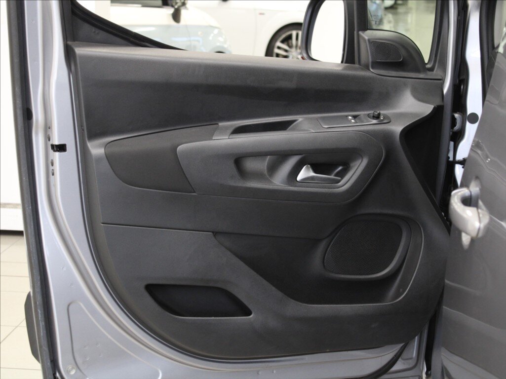 Opel Combo MPV 1,2 l 81 kw