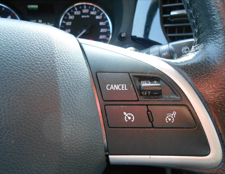 Mitsubishi Outlander Kombi 2,3 l 110 kw