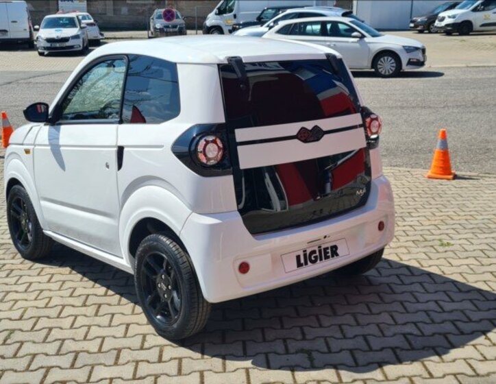 Ligier Ostatní Hatchback 499,0 6 kw