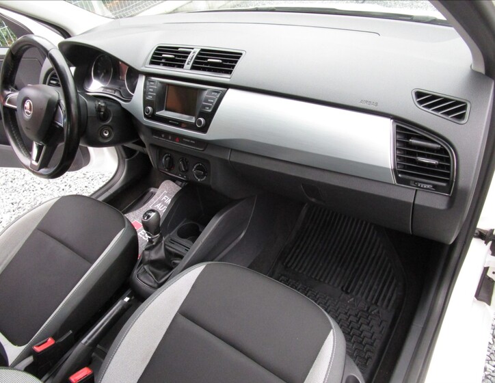 Škoda Fabia 15