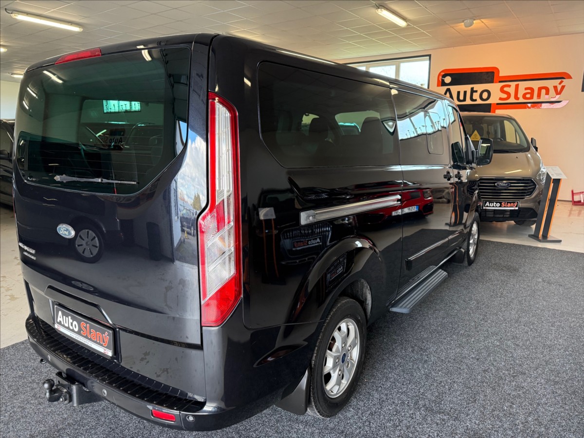 Ford Tourneo Custom