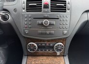 Mercedes-Benz Třídy C Sedan 1,8 l 135 kw