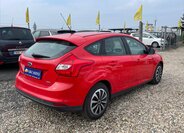 Ford Focus Hatchback 998,0 74 kw