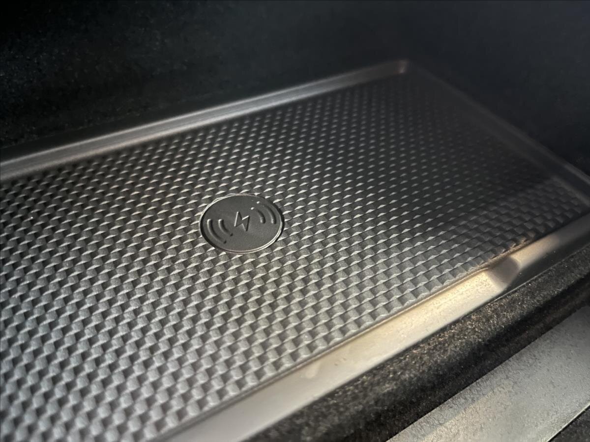 Land Rover Range Rover Sport SUV / Terénní 3,0 l 183 kw