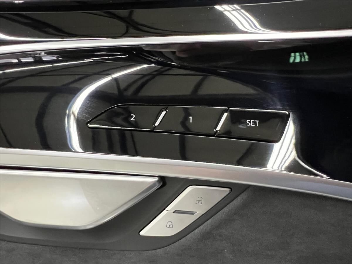 Audi S8 Ostatní 4,0 l 420 kw