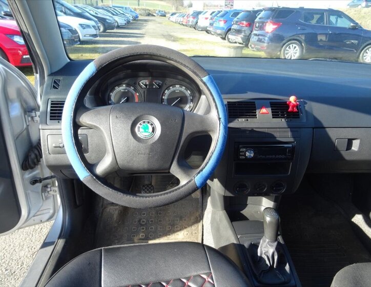 Škoda Fabia Sedan / Limuzína 1,2 l 47 kw