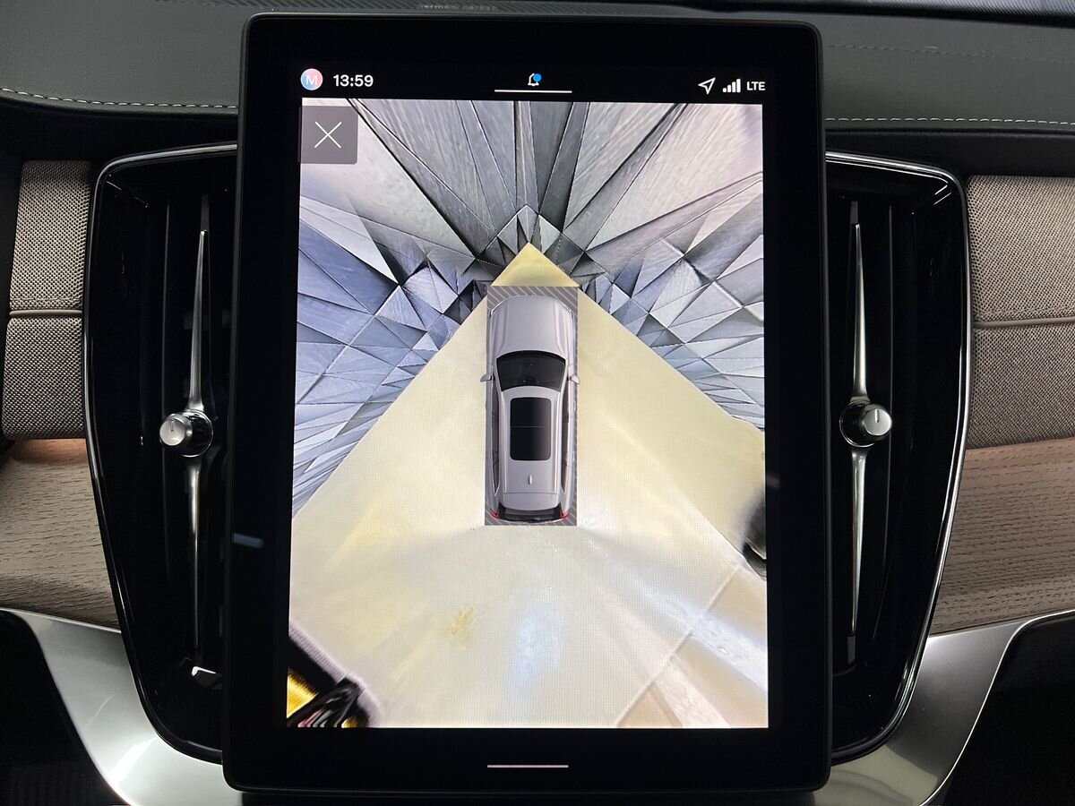 Volvo XC90 SUV / Terénní 2,0 l 184 kw