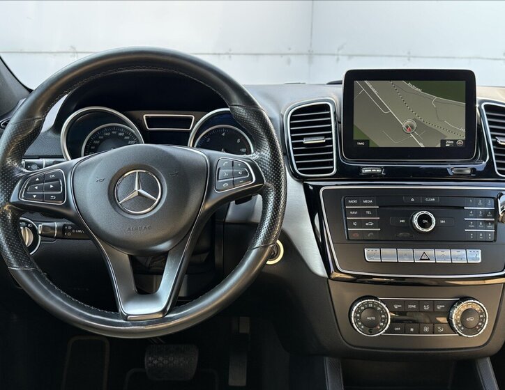 Mercedes-Benz GLE SUV / Terénní 3,0 l 190 kw