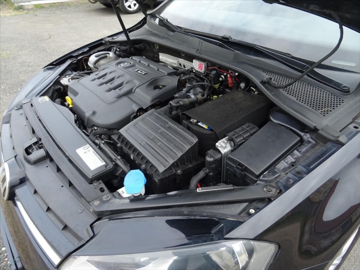 Volkswagen Golf Kombi 1,6 l 81 kw