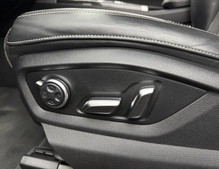 Audi SQ7 SUV / Terénní 4,0 l 320 kw