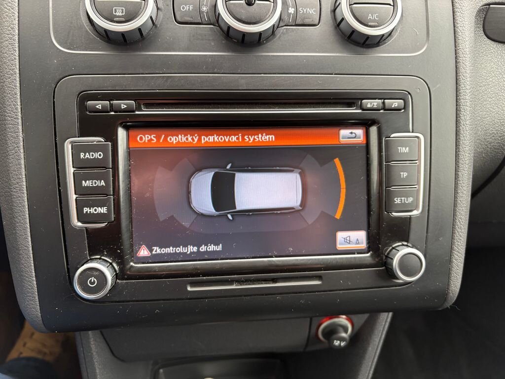 Volkswagen Touran MPV 1,6 l 77 kw