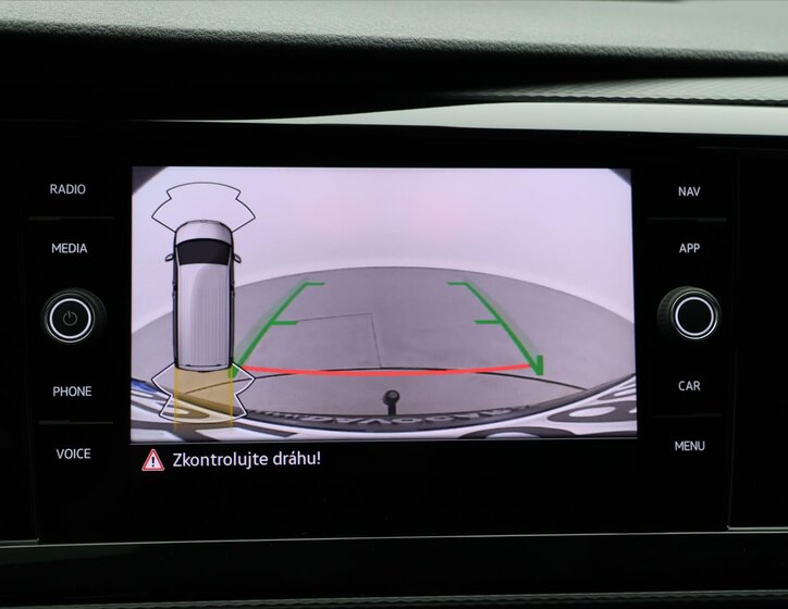 Volkswagen Multivan 21