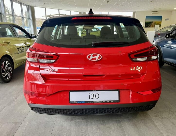 Hyundai i30 Hatchback 1,5 l 71 kw