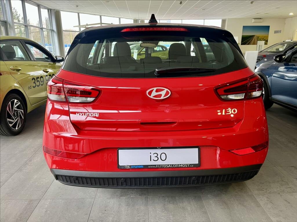 Hyundai i30 Hatchback 1,5 l 71 kw