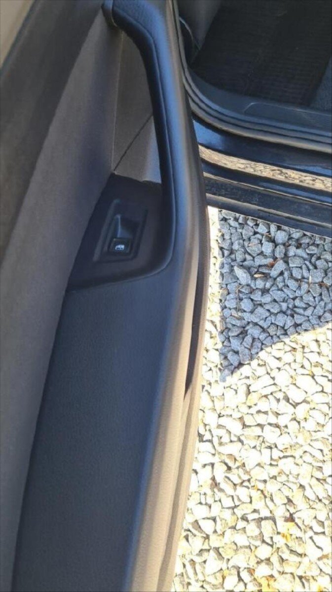 Volkswagen Passat Kombi 0,0 110 kw