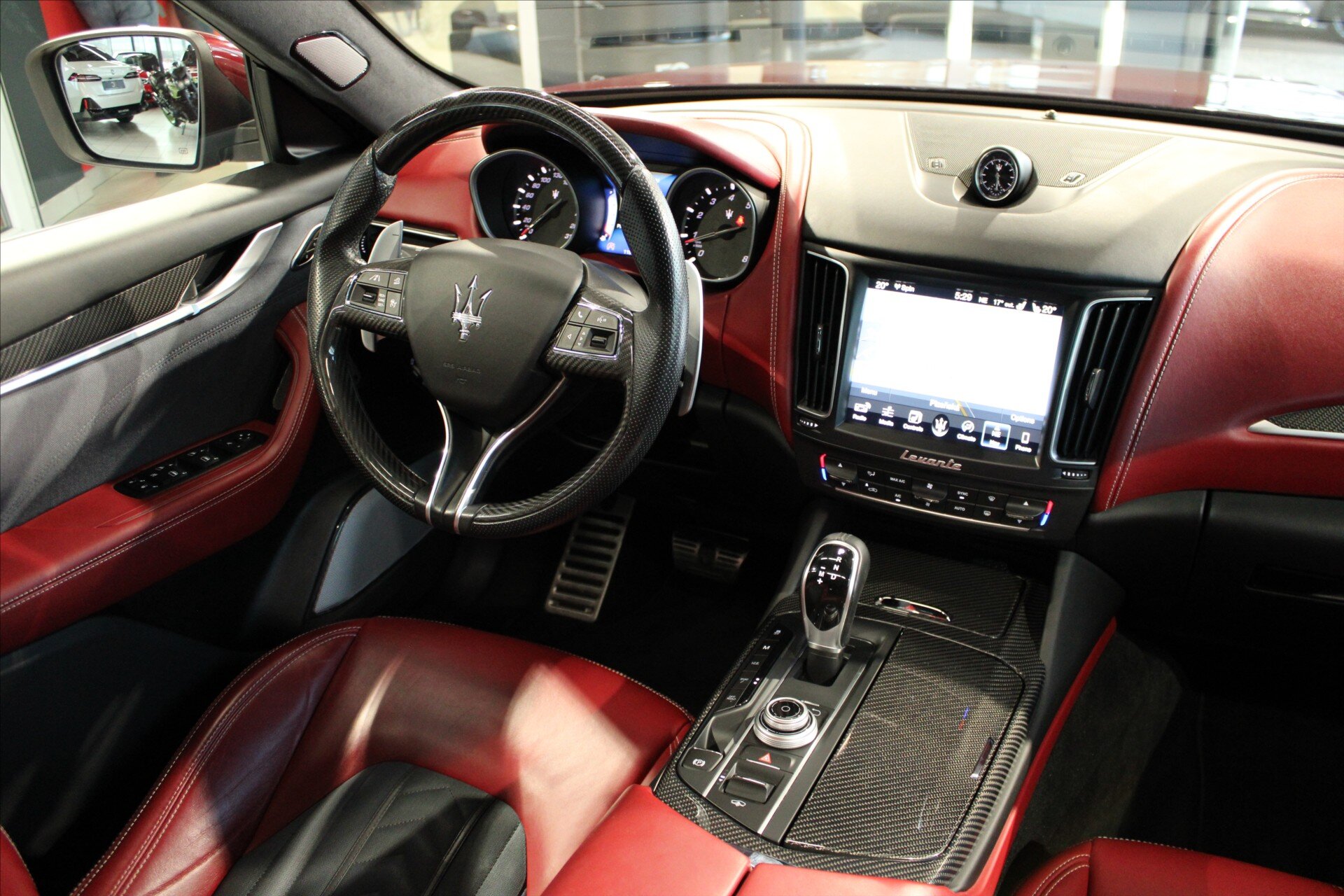 Maserati Levante SUV / Terénní 3,0 l 316 kw