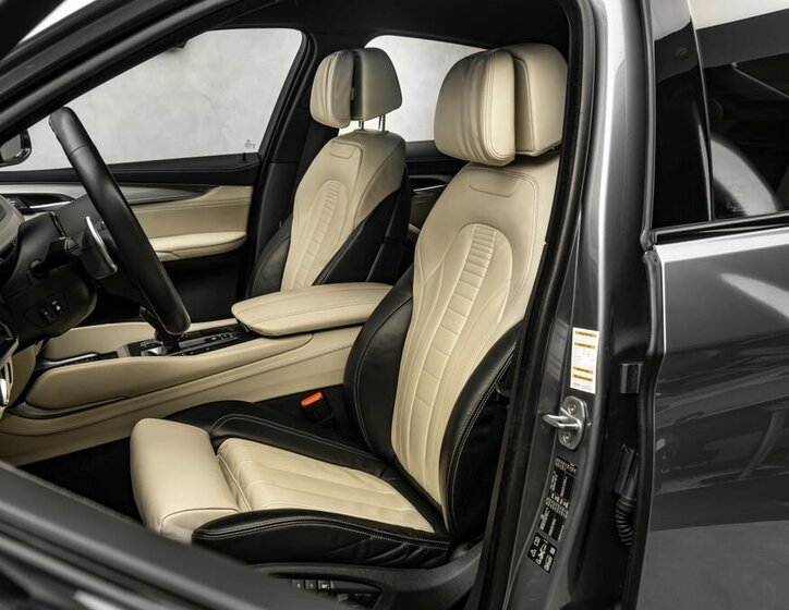 BMW X6 SUV / Terénní 3,0 l 280 kw