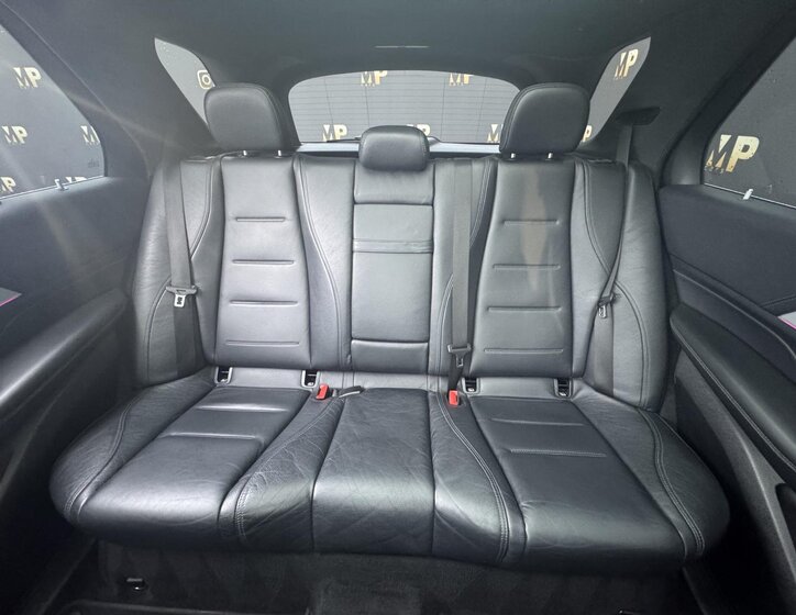 Mercedes-Benz GLE 18