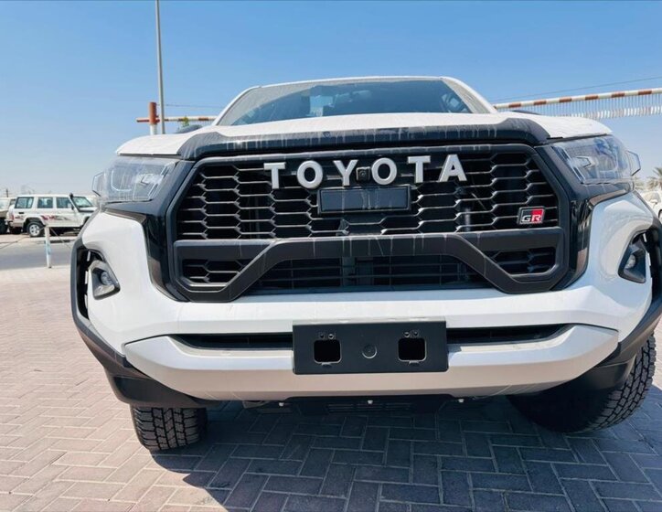 Toyota Hilux Pick-up 4,0 l 178 kw