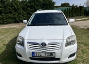 Toyota Avensis 1