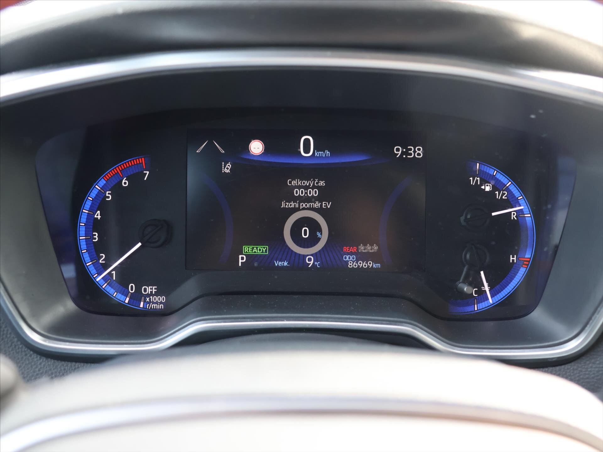 Toyota Corolla Sedan / Limuzína 1,8 l 72 kw