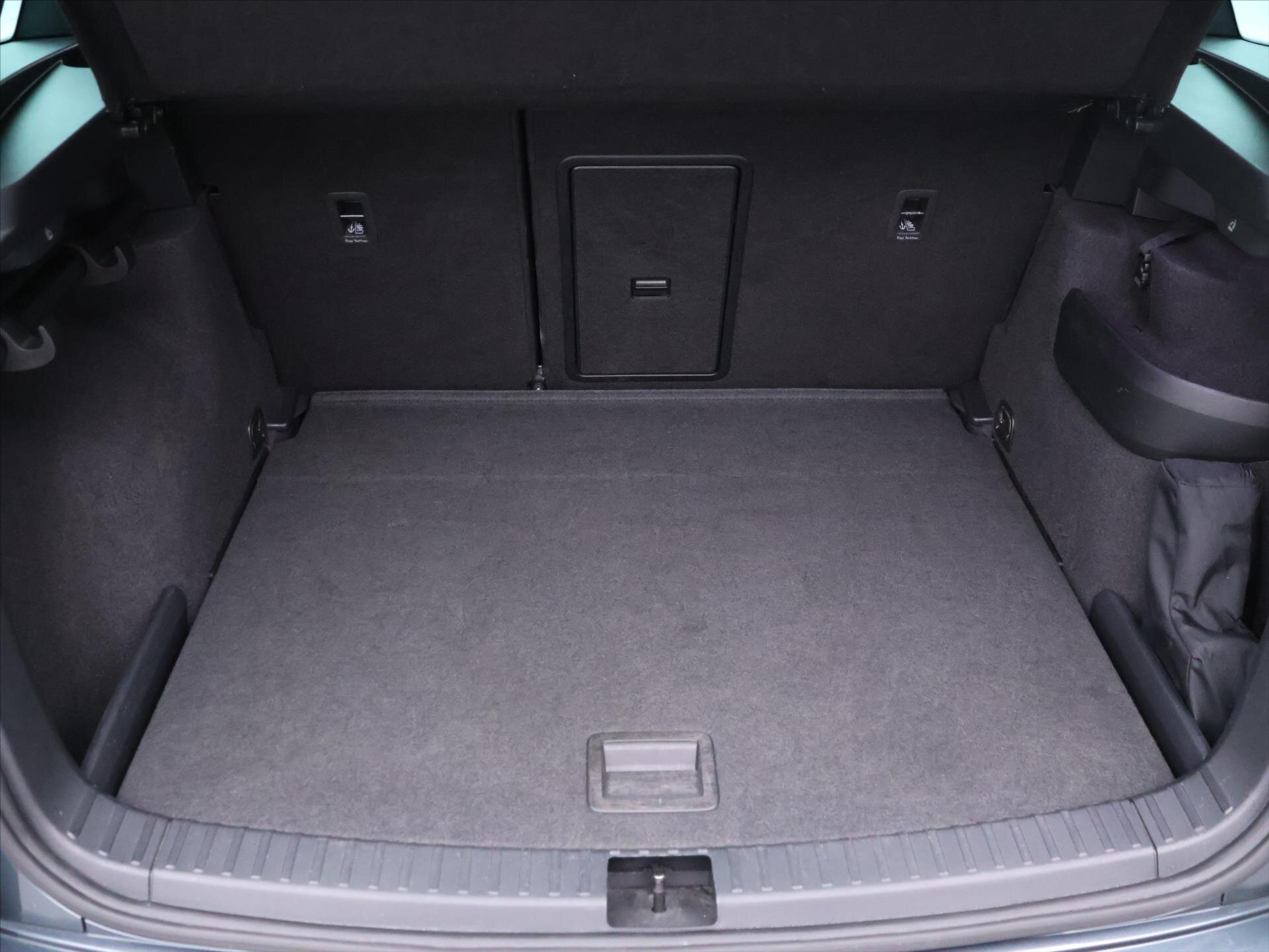 Škoda Karoq SUV / Terénní 2,0 l 140 kw