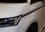 Volkswagen Multivan 32