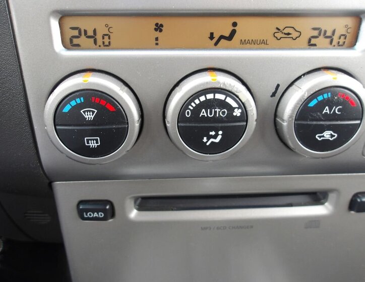 Nissan Navara Pick-up 2,5 l 126 kw