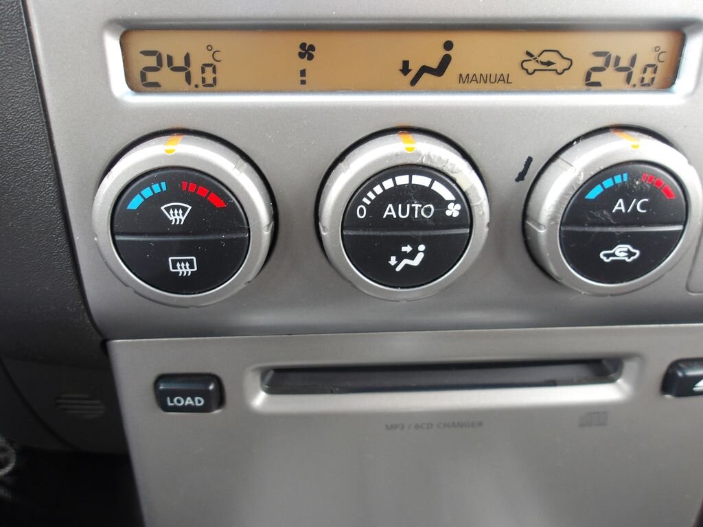 Nissan Navara Pick-up 2,5 l 126 kw
