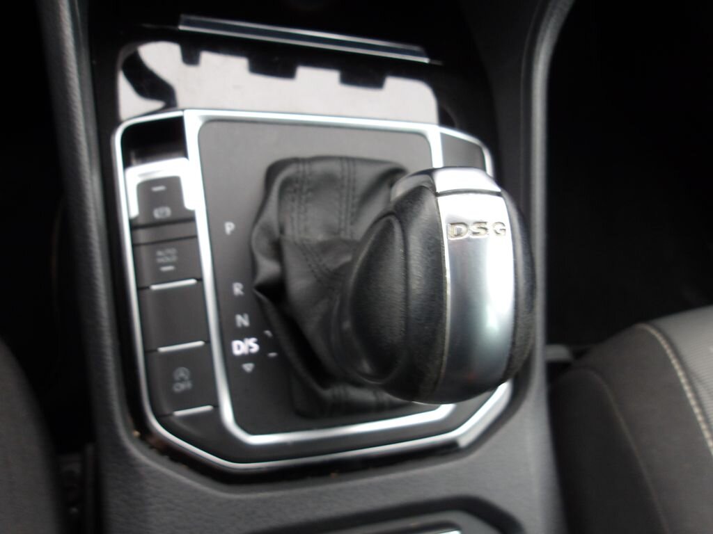 Volkswagen Touran Kombi 2,0 l 110 kw