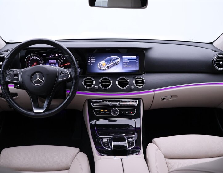 Mercedes-Benz Třídy E Kombi 2,0 l 155 kw
