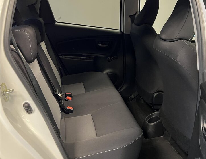 Toyota Yaris 11