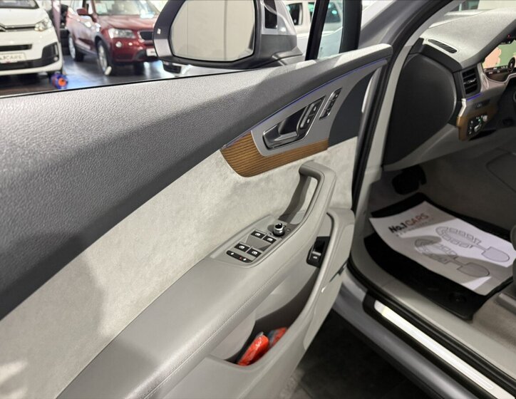 Audi Q7 SUV 3,0 l 200 kw