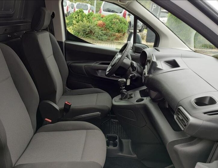 Opel Combo Skříň 1,5 l 75 kw