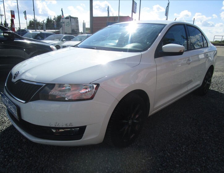 Škoda Rapid 1