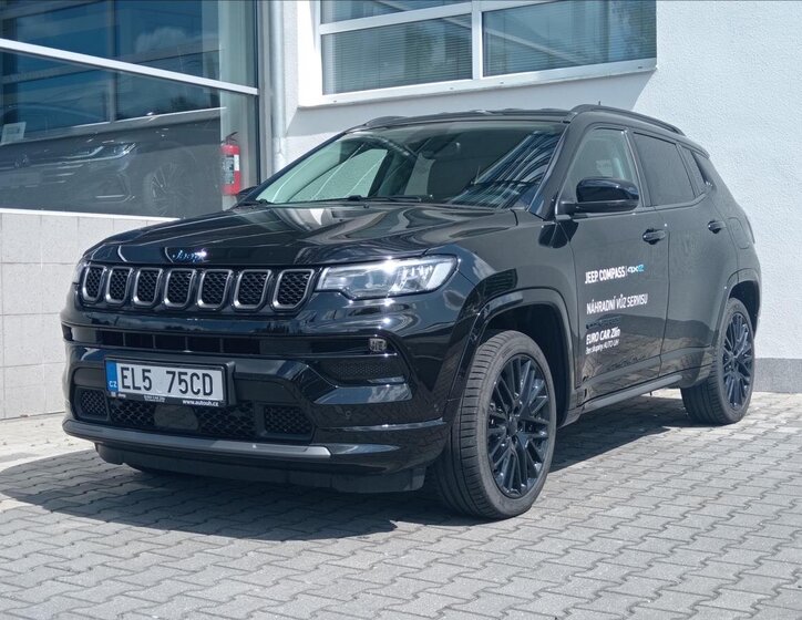 Jeep Compass SUV 1,3 l 132 kw